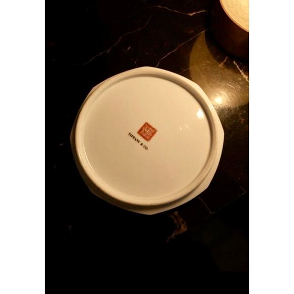 Vintage Tiffany & Co. Porcelain Trinket Box with Lid Jewelry Box 7
" Japan - Picture 3 of 4